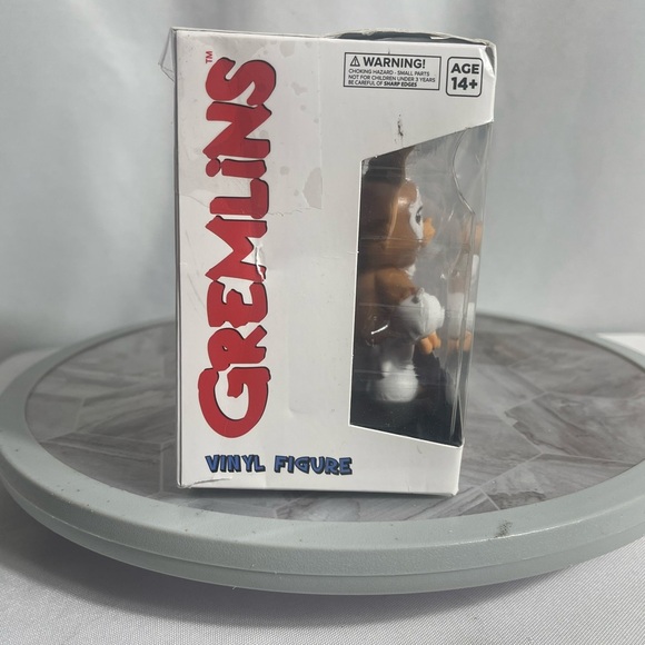 CultureFly Gremlins Gizmo Vinyl Figure Collectible Toy in Box – Warner Bros. - Picture 2 of 4